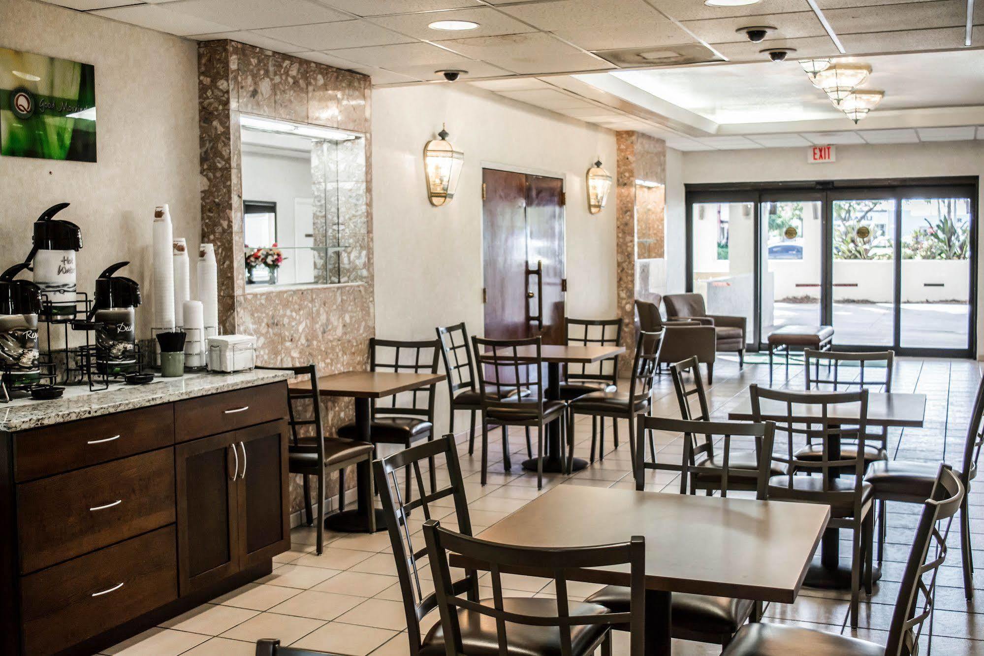 Econo Lodge Vero Beach - Downtown Exterior photo