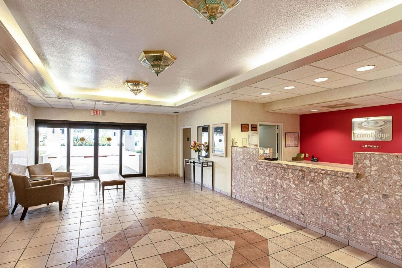 Econo Lodge Vero Beach - Downtown Exterior photo