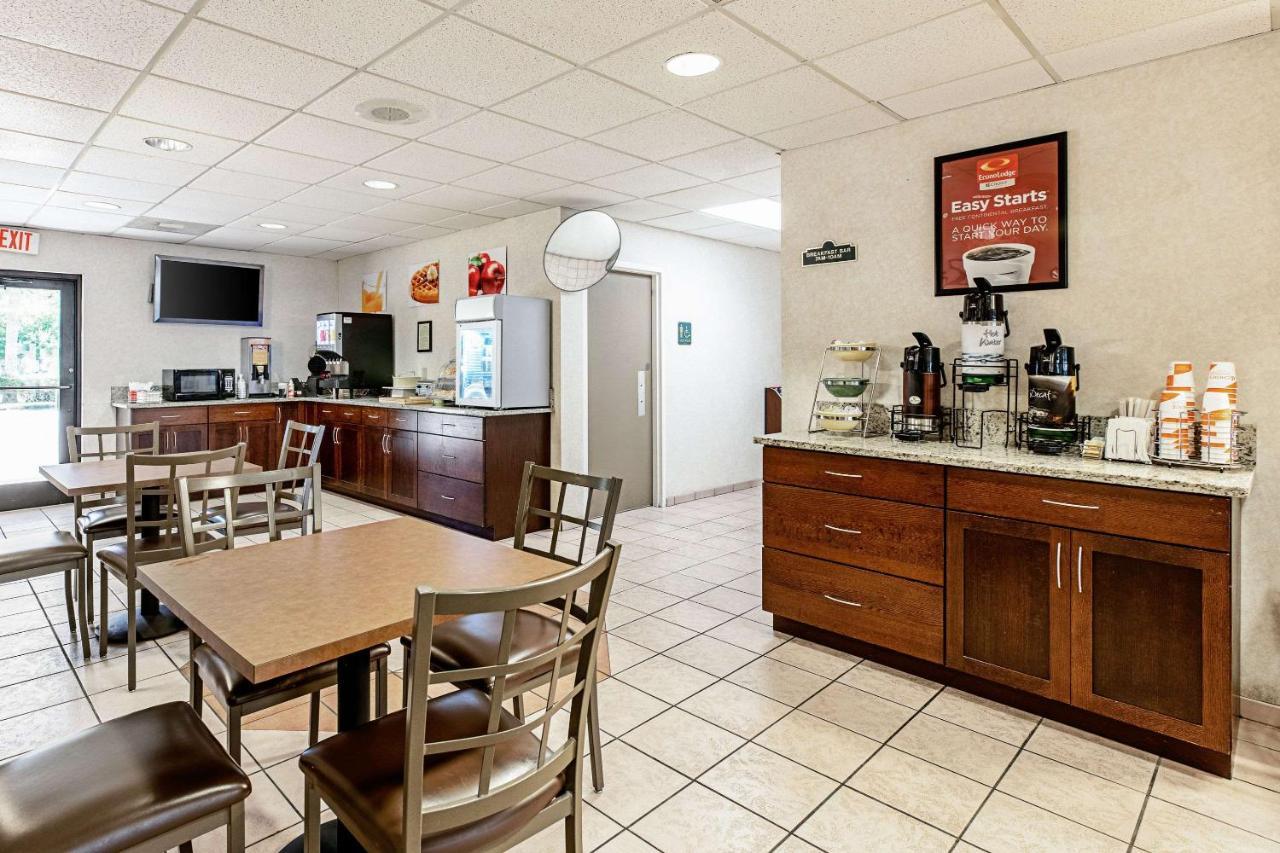 Econo Lodge Vero Beach - Downtown Exterior photo